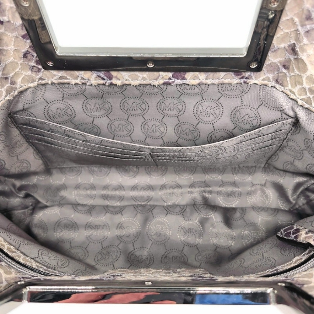 Michael Kors Berkley Pearl Grey & Cream Python Leather Clutch Or Shoulder Bag - Picture 5 of 16